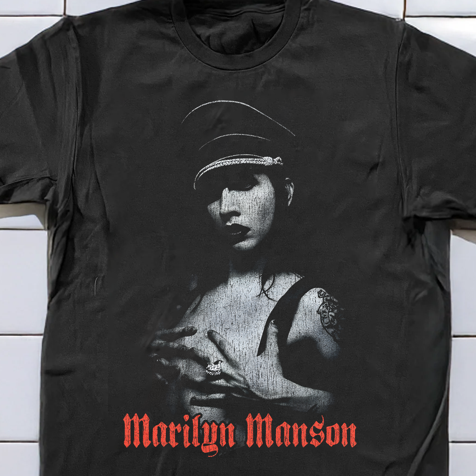 01 Marilyn Manson Washed Black Tee